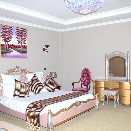 Sherbourne Hotel Kitwe Екстериор снимка