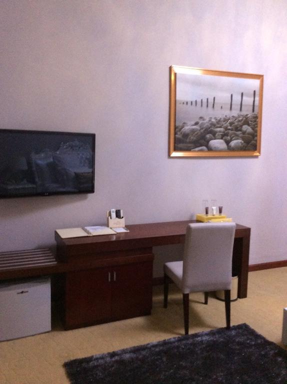 Sherbourne Hotel Kitwe Екстериор снимка